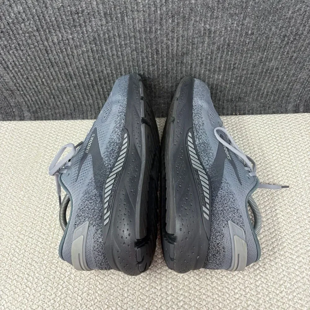 Brooks good used